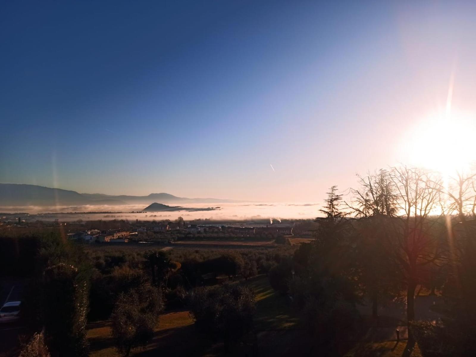 Attico Da Maria Apartment Polpenazze del Garda Bagian luar foto