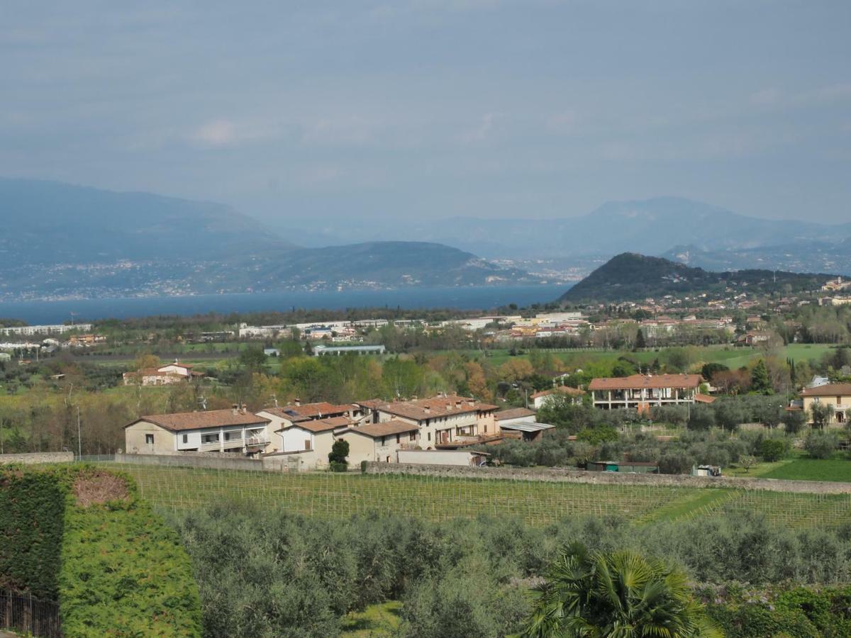 Attico Da Maria Apartment Polpenazze del Garda Bagian luar foto